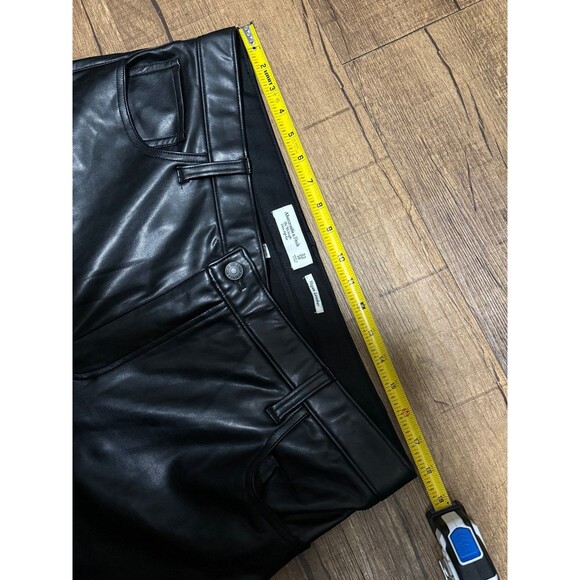 NEW Abercrombie Curve Love Vegan Leather 90s Straight Pant - Picture 7 of 8